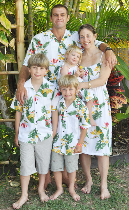 Bird of Paradise Display Men's Shirt — Men's Rayon Shirts — RJC