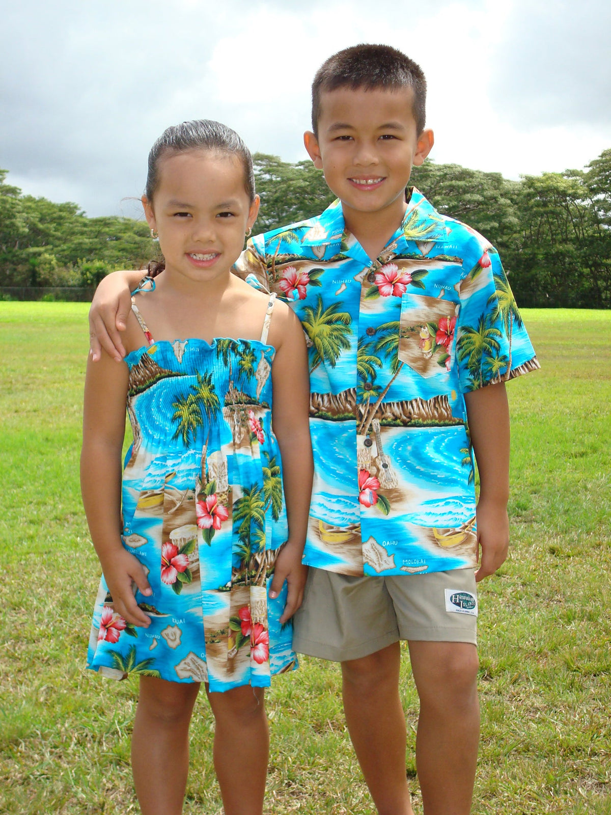 Hibiscus Hawaiian Islands Girls Smocked Dress — Girls Dresses — MauiShirts (view 4)