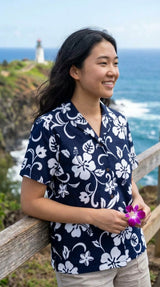 Classic Hibiscus Women's Hawaiian Camp Shirt