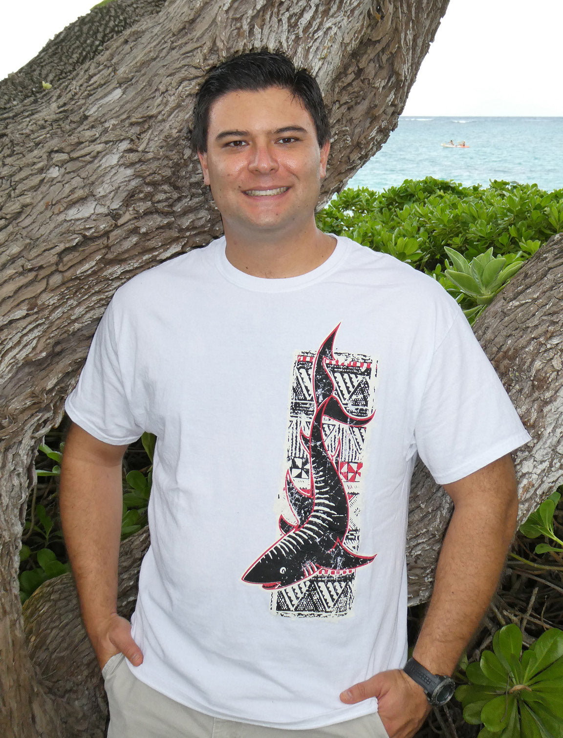 Mano Tapa Shark T-Shirt