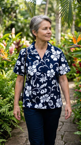 Classic Hibiscus Women's Hawaiian Camp Shirt