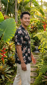 Paradise Found Men's Star Orchid Tom Selleck Magnum PI Hawaiian Shirt